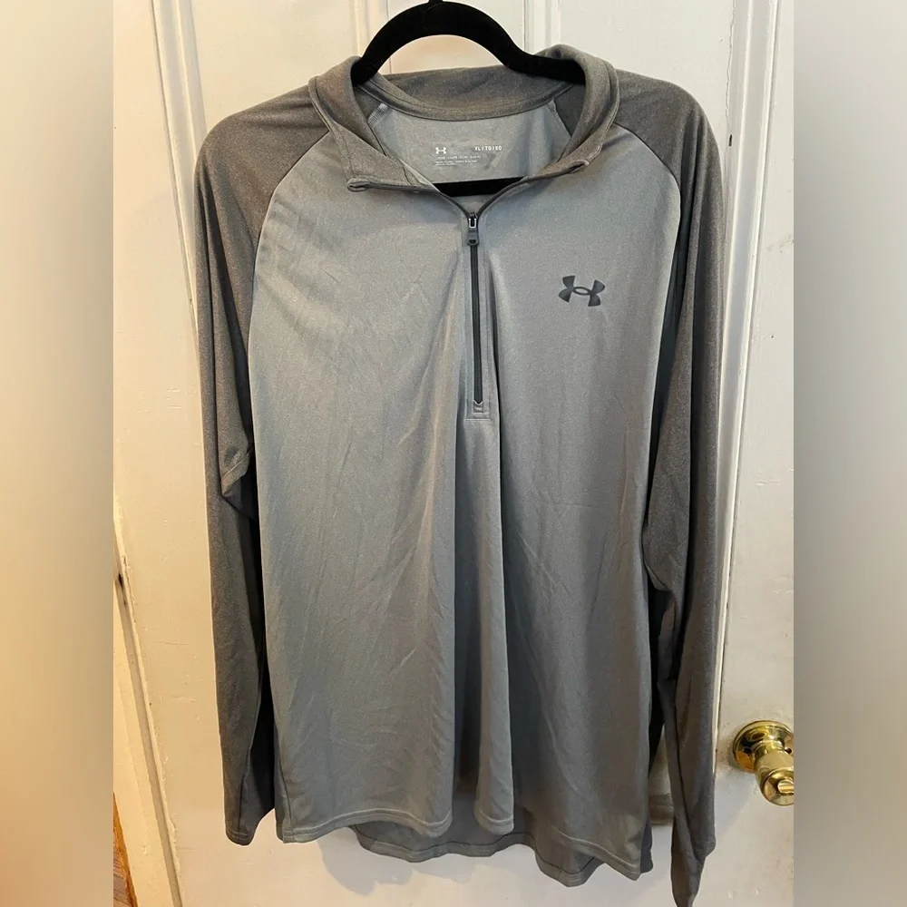 UA Tech™ Men's ½ Zip Long Sleeve | size XL
